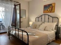 Studio apartment with swimming pool - B&B
