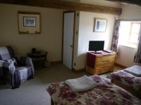 Double or Twin Room with Shower