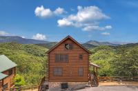 Aurora,Free Tickets, Breathtaking Views, Cozy Cabin Retreat in the Smokies Comfort & Fun for All - Chambres d'hôtes Sevierville