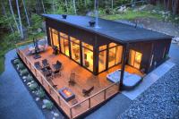 KALLM Mont-Tremblant luxury chalet with sauna, hot tub, private beach & pond on 8acre estate - Chambres d'hôtes Lac-Supérieur