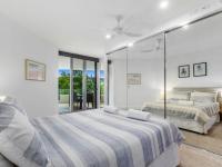 Cotton Beach Apartment 33 With Pool Views - Chambres d’hôtes Casuarina