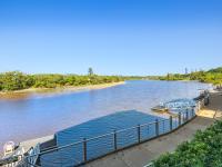 Sunset Waters Creekfront Apartment - B&B