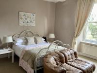 Camera Matrimoniale con Bagno in Comune