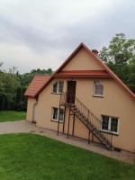 Całoroczny Domek Dwukondygnacyjny - Bed and Breakfast