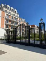 BEAU STUDIO NEUF AVEC TERRASSE - B&B Le Blanc-Mesnil