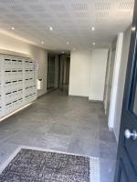 BEAU STUDIO NEUF AVEC TERRASSE - B&B Le Blanc-Mesnil