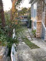 Apartment Tihana - B&B Cres (town)