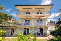 Old Road Rooms and Apartments with Pool - B&B