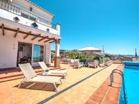 Luxury villa with private pool and 7 bedrooms - B&B