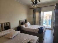 Down Town New ELalamein خلف الابراج وبجوار فندق ريكسوس العلمين - B&B El Alamein