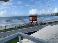 413 - Casa frente Mar em Bombas-Bombinhas. - Chambres d’hôtes Pombas