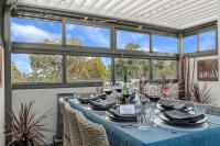 B&B Melbourne - StayCentral - Thornbury Entertainer Townhouse - Bed and Breakfast Melbourne