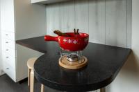 Jungfrau-View Apartment, terrace & free parking - B&B Wilderswil