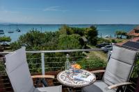 Tweepersoonskamer met Balkon en Uitzicht op het Meer