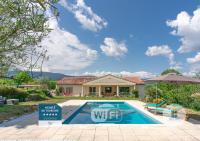 B&B Fayence - Villa Aixela 220m2 - 4ch - Piscine & Jardin 3000m2 - Bed and Breakfast Fayence