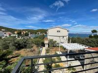 Luxury Home By The Beach - B&B Kukljica