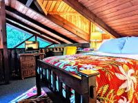 Bunk Bed in Mixed Dormitory Room