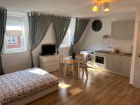 Plebiscytowa 2 - B&B Katowice