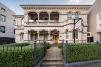 B&B Hobart - Roxburgh House Apartments - Bed and Breakfast Hobart