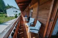 Apartment mit Balkon