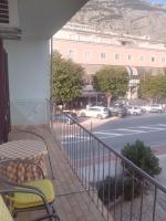 Apartments near the beach Ines - B&B Macarsca