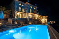 5 Ραχες/5 Raches - B&B