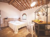 B&B Cecina - Relais Casale Il Poggetto - EDERA - Bed and Breakfast Cecina