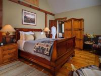 B&B Ledyard - Abbey's Lantern Hill Inn - Bed and Breakfast Ledyard