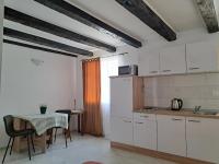 Apartmani Levanat - B&B Nona