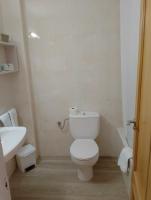 Estudio con vistas a las montañas