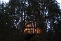Treehouse Virš Bedugnės - B&B Jurbarkas