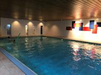 Ferienwohnung Almruhe mit Pool und Sauna & direkt am Skilift - B&B