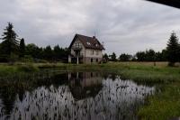 Willa nad stawem - Bed and Breakfast Mezowo