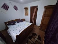 Standard Double Room with Shared Bathroom