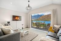 Lakefront Living - 2 Bedroom Aptmt in Alpine Village - B&B Distretto di Queenstown