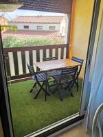 Joli studio cabine dans résidence en bord d'étang - B&B