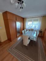 Pokoje w domu na wsi - B&B Nienadowa