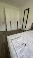 Oaz Apartments 01 - Bed and Breakfast Lezhë