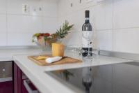 Treno, Luxurious Apartment with Jacuzzi and Sea-View - B&B Traù