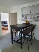 3.OG / Top 4 Zimmer Wohnung KA-West - B&B Karlsruhe