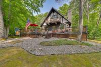 B&B Gaylord - Gaylord Cabin with Game Room, Pool and Lake Access! - Bed and Breakfast Gaylord