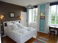 Camera Matrimoniale con Vista Giardino