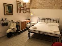 La piccola casa di Tania in via Fiore - B&B