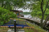 Castaway Cove - Bed and Breakfast