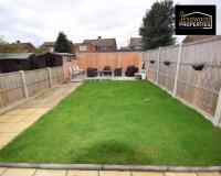 Spacious 5 Bedroom, 3 Bath House by Jesswood Properties Short Lets For Contractors, With Free Parking Near M1 & Luton Airport - Ferienwohnung Luton