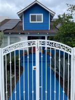 Private Los Angeles Room - Free WIFI, AC, TV, Private Fridge, Kitchen, near USC - Exposition Park - USC Memorial Coliseum - Banc of California BMO Stadium - Downtown Los Angeles DTLA - University of Southern California USC!!! - B&B