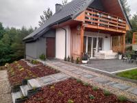 ,,Dom Na Skarpie'' z jacuzzi, sauną i basenem letnim - Chambres d’hôtes Sulęczyno
