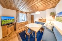 B&B Krün - Ferienwohnungen Zum Bachl Signalkopf - Bed and Breakfast Krün