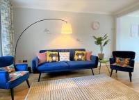 Redhill Town Centre 3 bed House near Gatwick Airport, easy commute to London - Chambres d'hôtes Redhill