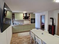 B&B Tolmin - Apartma Tija - Bed and Breakfast Tolmin